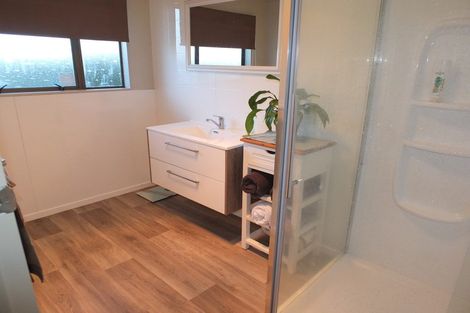 Photo of property in 60 Nash Parade, Foxton Beach, Foxton, 4815