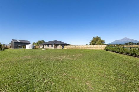 Photo of property in 66e Flint Road, Stratford, 4332