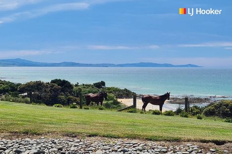 Photo of property in 966 Taieri Mouth Road, Kuri Bush, Brighton, 9091