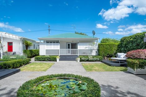 Photo of property in 102 Matua Road, Huapai, Kumeu, 0810