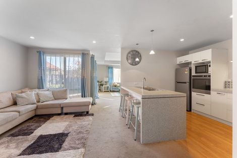 Photo of property in 9 Tangy Loch Lane, Broomfield, Christchurch, 8042