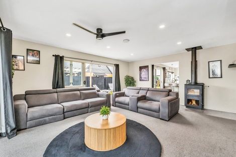 Photo of property in 27 Wellington Street, Ashley, Rangiora, 7477