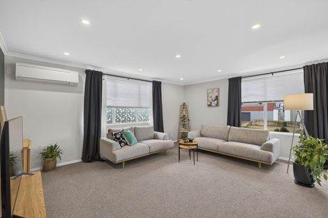 Photo of property in 60 Tavistock Street, Westown, New Plymouth, 4310