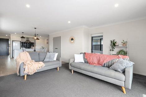 Photo of property in 34 Batty Street, Papamoa Beach, Papamoa, 3118