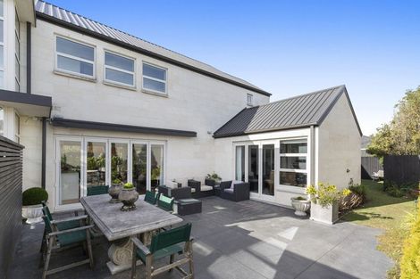 Photo of property in 98a Watford Street, Strowan, Christchurch, 8052