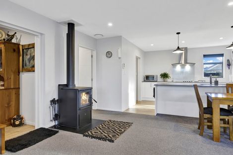 Photo of property in 6 Highgate Drive, Rangiora, 7400