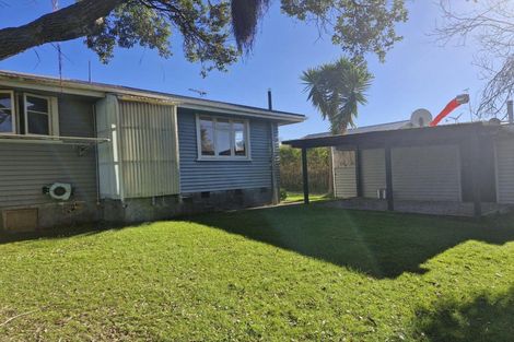 Photo of property in 115 Seaview Road, Westown, New Plymouth, 4310