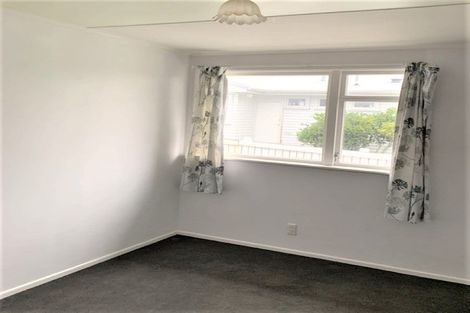 Photo of property in 31 Blueberry Grove, Timberlea, Upper Hutt, 5018