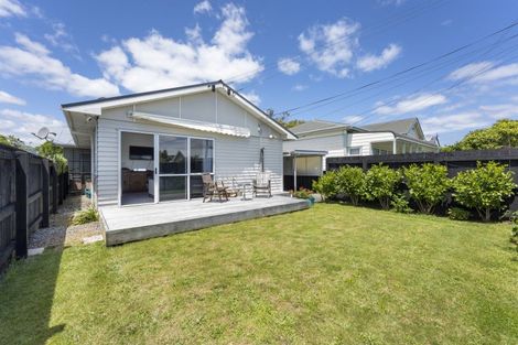 Photo of property in 32a Bay Street, Petone, Lower Hutt, 5012