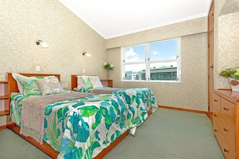 Photo of property in 163 Esplanade, Inner Kaiti, Gisborne, 4010