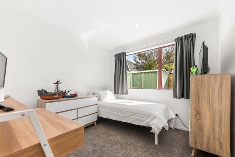 Photo of property in 19 Phar Lap Grove, Trentham, Upper Hutt, 5018