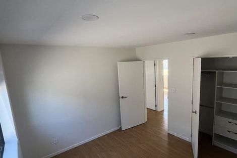 Photo of property in 28a Tiraumea Drive, Pakuranga, Auckland, 2010