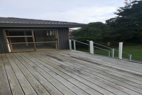Photo of property in 19 Palmyra Way, Half Moon Bay, Auckland, 2012