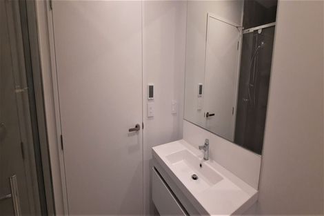 Photo of property in 2/35 Webb Street, St Albans, Christchurch, 8014