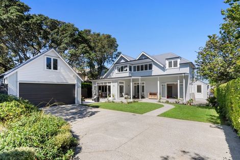 Photo of property in 21 Norwood Road, Bayswater, Auckland, 0622