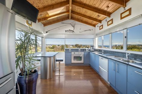 Photo of property in 18 Rhodes Fall, Rangatira Park, Taupo, 3330