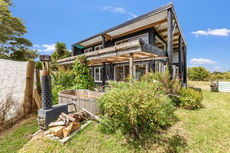 Photo of property in 492 Stanley Road, Wainui, Nukuhou, 3198