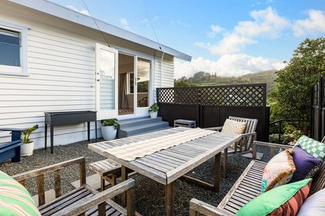 Photo of property in 40 Gordon Road, Plimmerton, Porirua, 5026