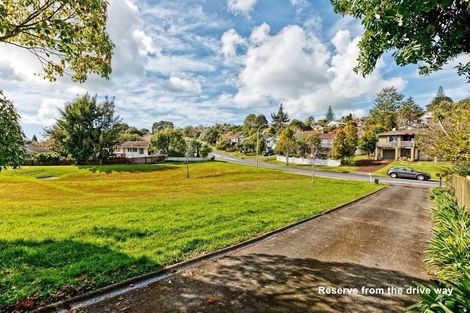Photo of property in 1/56 Oaktree Avenue, Browns Bay, Auckland, 0630