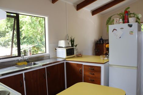 Photo of property in 29 Paradise Road, Coopers Beach, 0420