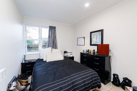 Photo of property in 23 Pahiatua Street, Hokowhitu, Palmerston North, 4410