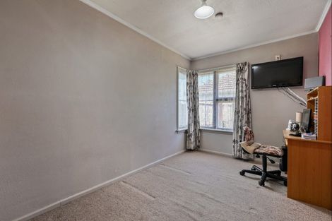 Photo of property in 25 Lyndhurst Crescent, Aranui, Christchurch, 8061