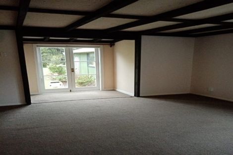 Photo of property in 47 Anzac Road, Waitakere, Auckland, 0816