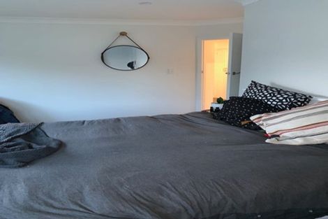 Photo of property in 5 Chilton Grove, Hutt Central, Lower Hutt, 5010