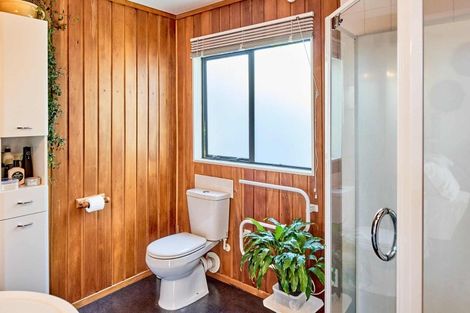 Photo of property in 20 Grays Road, Plimmerton, Porirua, 5026