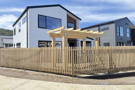 Photo of property in 15 Te Ara O Toroa, Wainuiomata, Lower Hutt, 5014