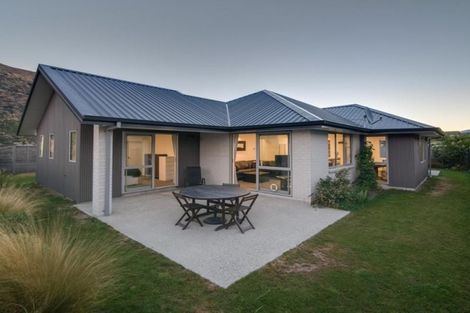 Photo of property in 4 Shipton Court, Lower Shotover, Queenstown, 9304