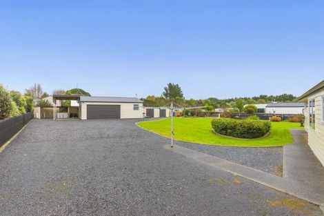 Photo of property in 51 Garth Road, Levin, 5571