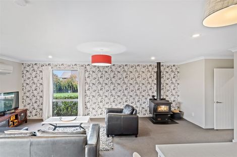 Photo of property in 21 Shepherd Avenue, West Melton, 7618