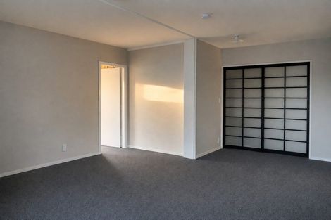 Photo of property in 8 Auburn Avenue, Upper Riccarton, Christchurch, 8041