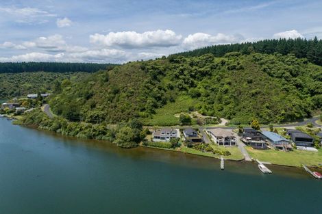 Photo of property in 14 Okawa Bay Road, Tikitere, Rotorua, 3074