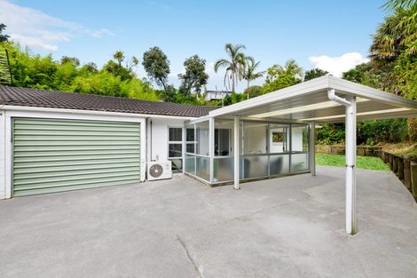 Photo of property in 2/15 Dunraven Place, Torbay, Auckland, 0630