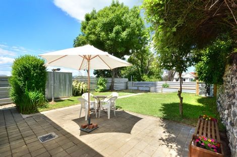 Photo of property in 37 Sutherland Street, Dunedin Central, Dunedin, 9016