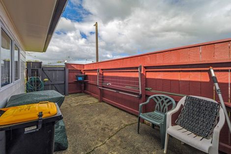 Photo of property in 2 Hughes Court, Pahiatua, 4910