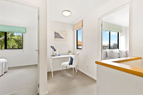 Photo of property in 42 Greenbough Lane, Greenhithe, Auckland, 0632