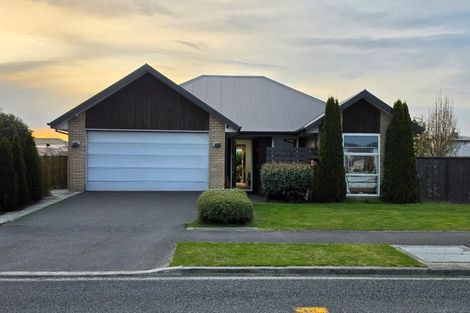 Photo of property in 1 Graycliffe Street, Halswell, Christchurch, 8025