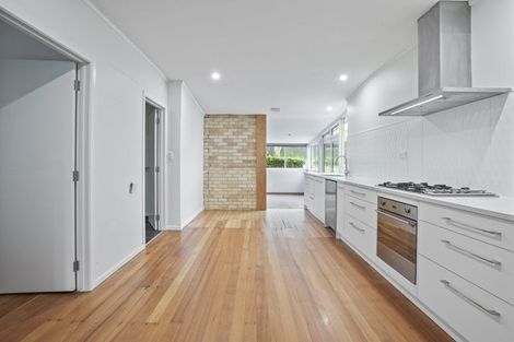 Photo of property in 22 Windsor Road, Maeroa, Hamilton, 3200