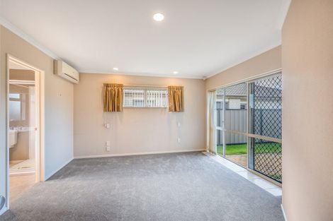 Photo of property in 6 Blythfield Place, Taradale, Napier, 4112