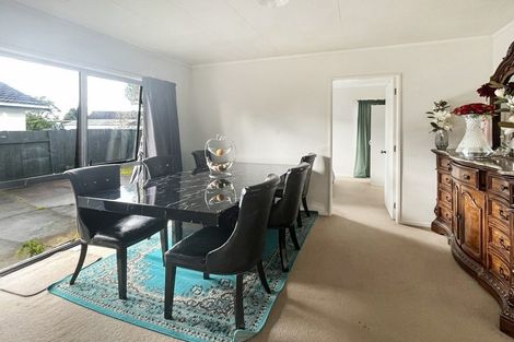 Photo of property in 86 Hillcrest Drive, Kelvin Grove, Palmerston North, 4414