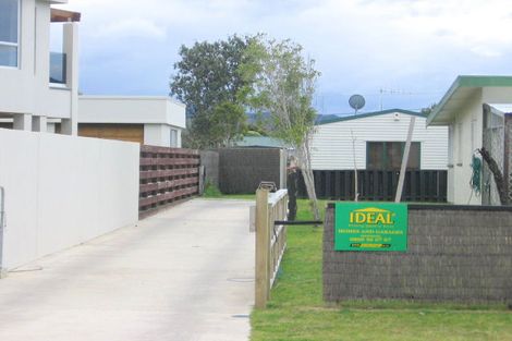 Photo of property in 121b Graham Street, Whangamata, 3620