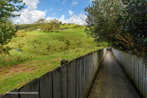 Photo of property in 61 Pelorus Street, Welcome Bay, Tauranga, 3112