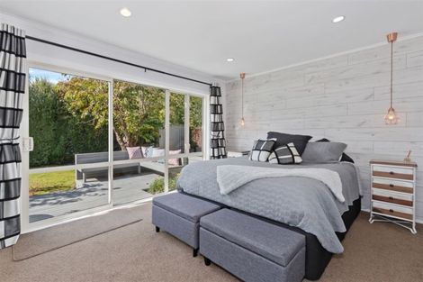 Photo of property in 7a Hidcote Place, Burnside, Christchurch, 8042