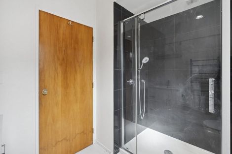 Photo of property in 42 Satara Crescent, Khandallah, Wellington, 6035