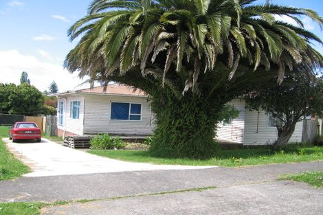 Photo of property in 12 Hillside Road, Papatoetoe, Auckland, 2025