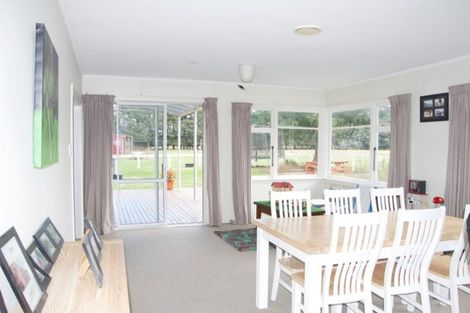 Photo of property in 5 Leslies Road, Cust, Rangiora, 7471