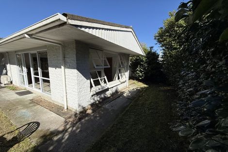 Photo of property in 2/72 Creyke Road, Ilam, Christchurch, 8041